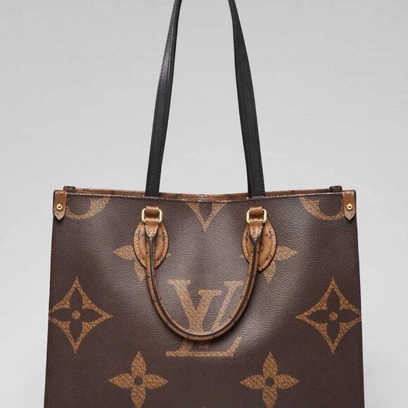 Louis Vuitton Monogram Reverse Canvas Onthego MM Bag - Picture 3 of 10